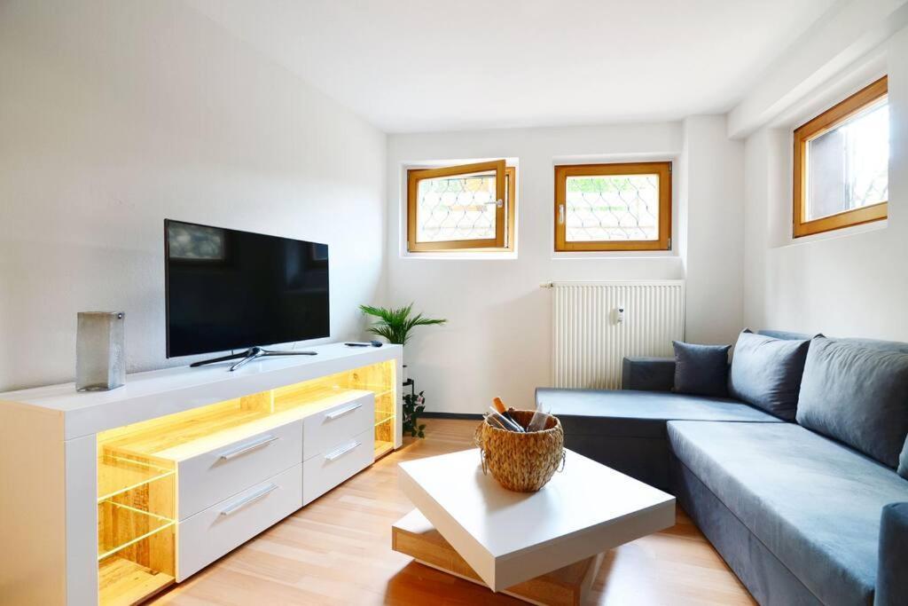 Ivanka Mit Garten Apartment